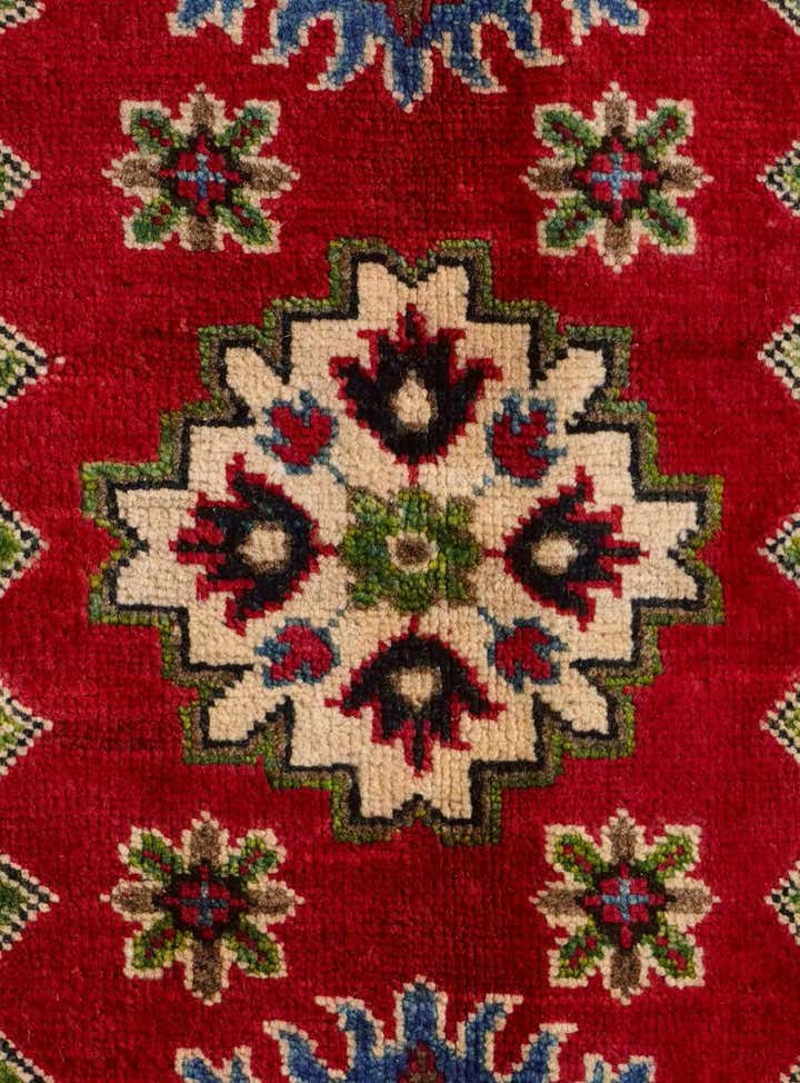 2' 8 x 4' 2 Hand Knotted Kazak Rug