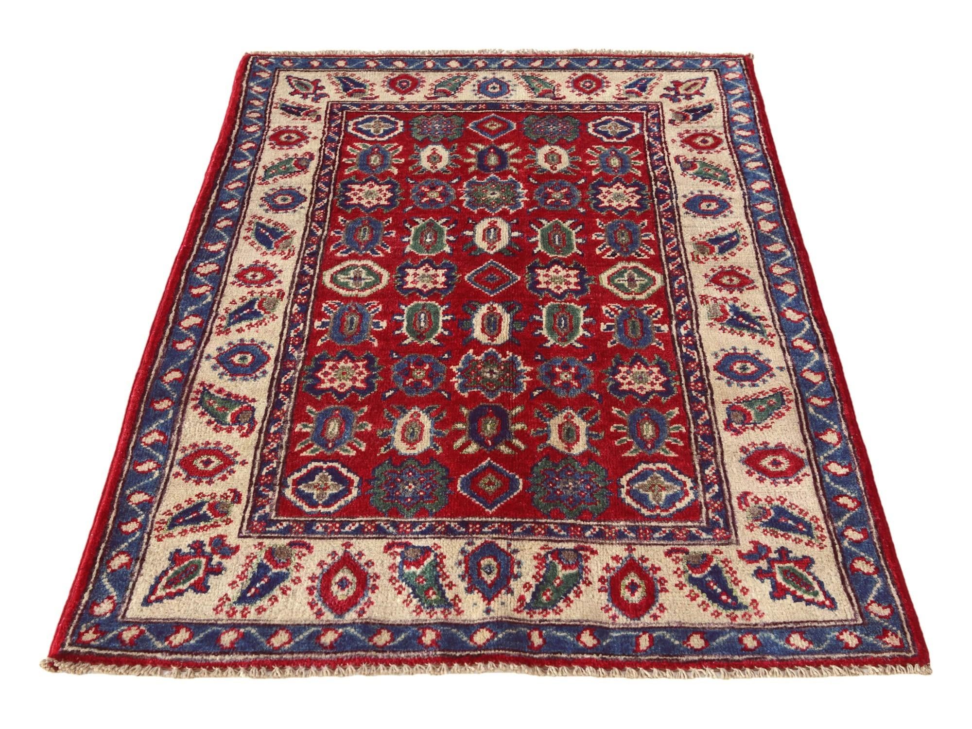2' 8 x 4' 2 Hand Knotted Kazak Rug