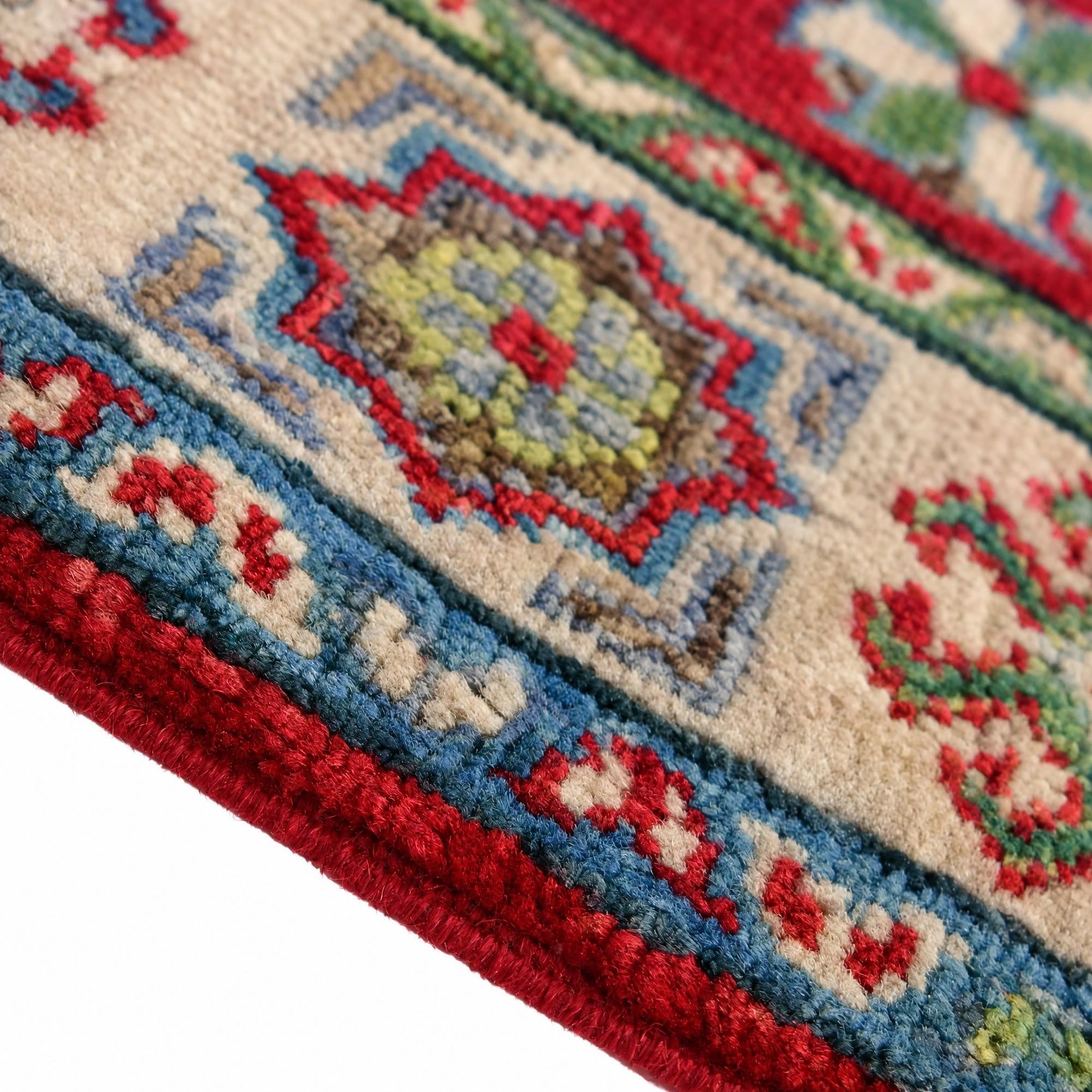 Detail image 8 of 12: 2' 8 x 4' Hand Knotted Kazak Rug