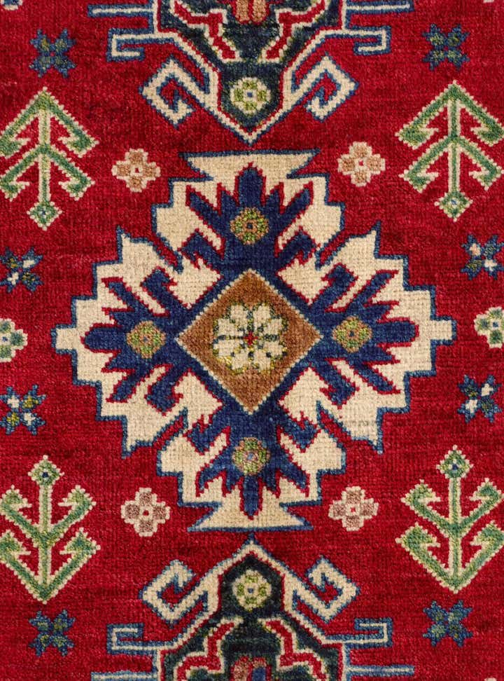 2' 9 x 4' 2 Hand Knotted Kazak Rug