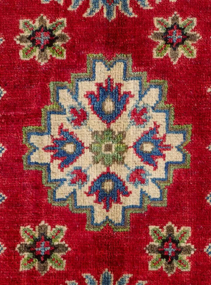 2' 8 x 4' Hand Knotted Kazak Rug