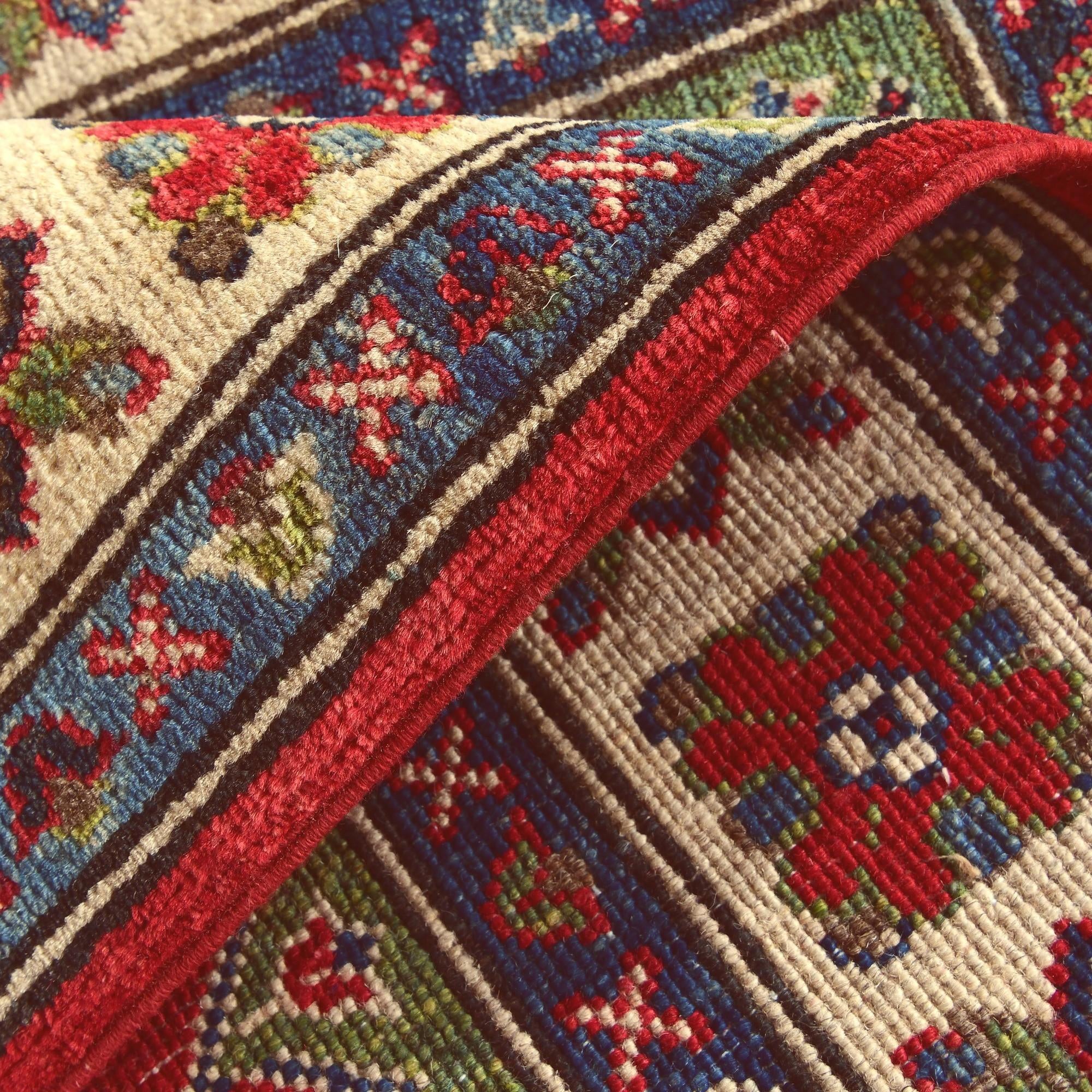 2' 7 x 3' 10 Hand Knotted Kazak Rug