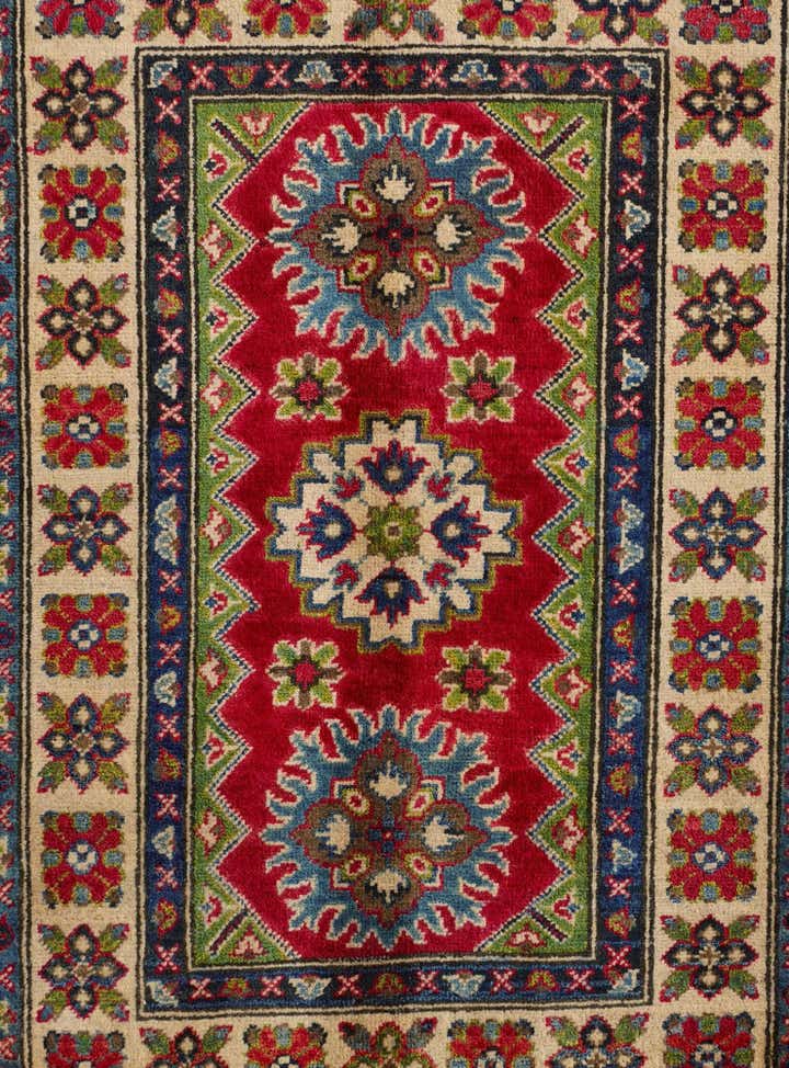 2' 7 x 3' 10 Hand Knotted Kazak Rug
