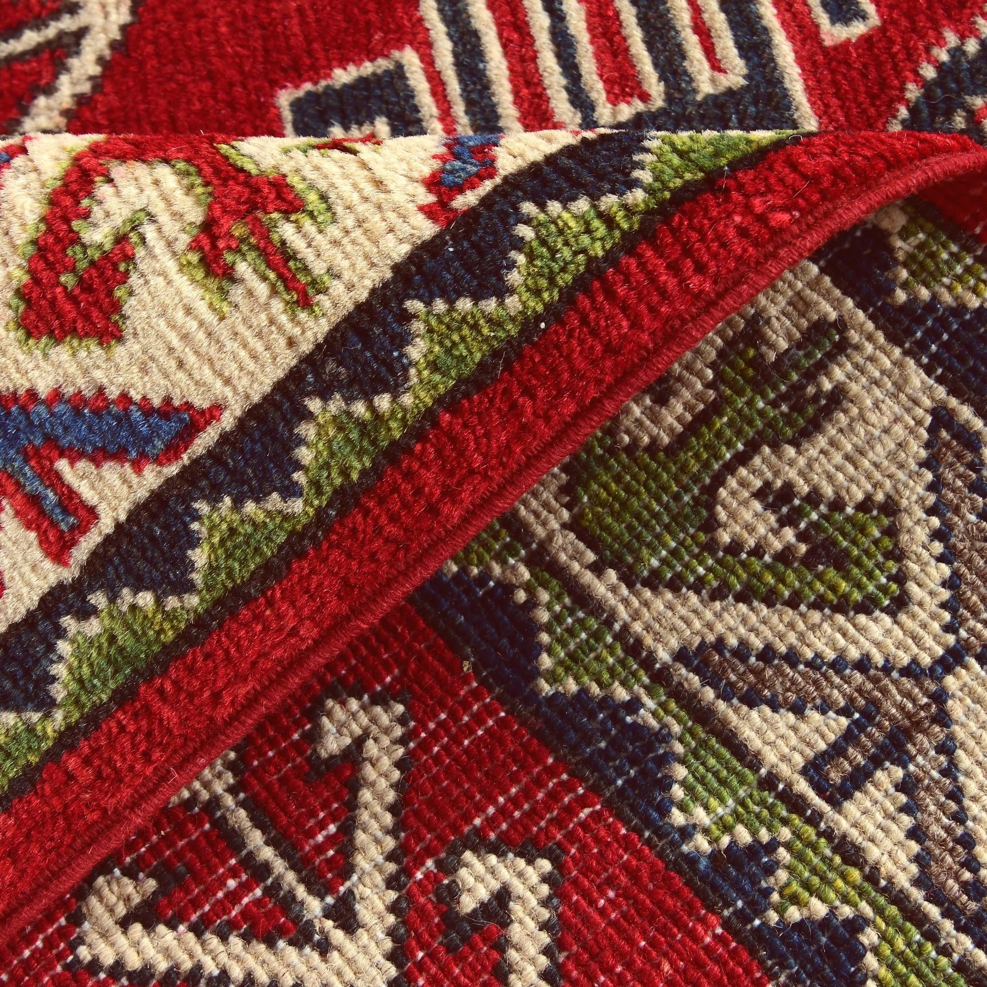 2' 6 x 4' Hand Knotted Kazak Rug