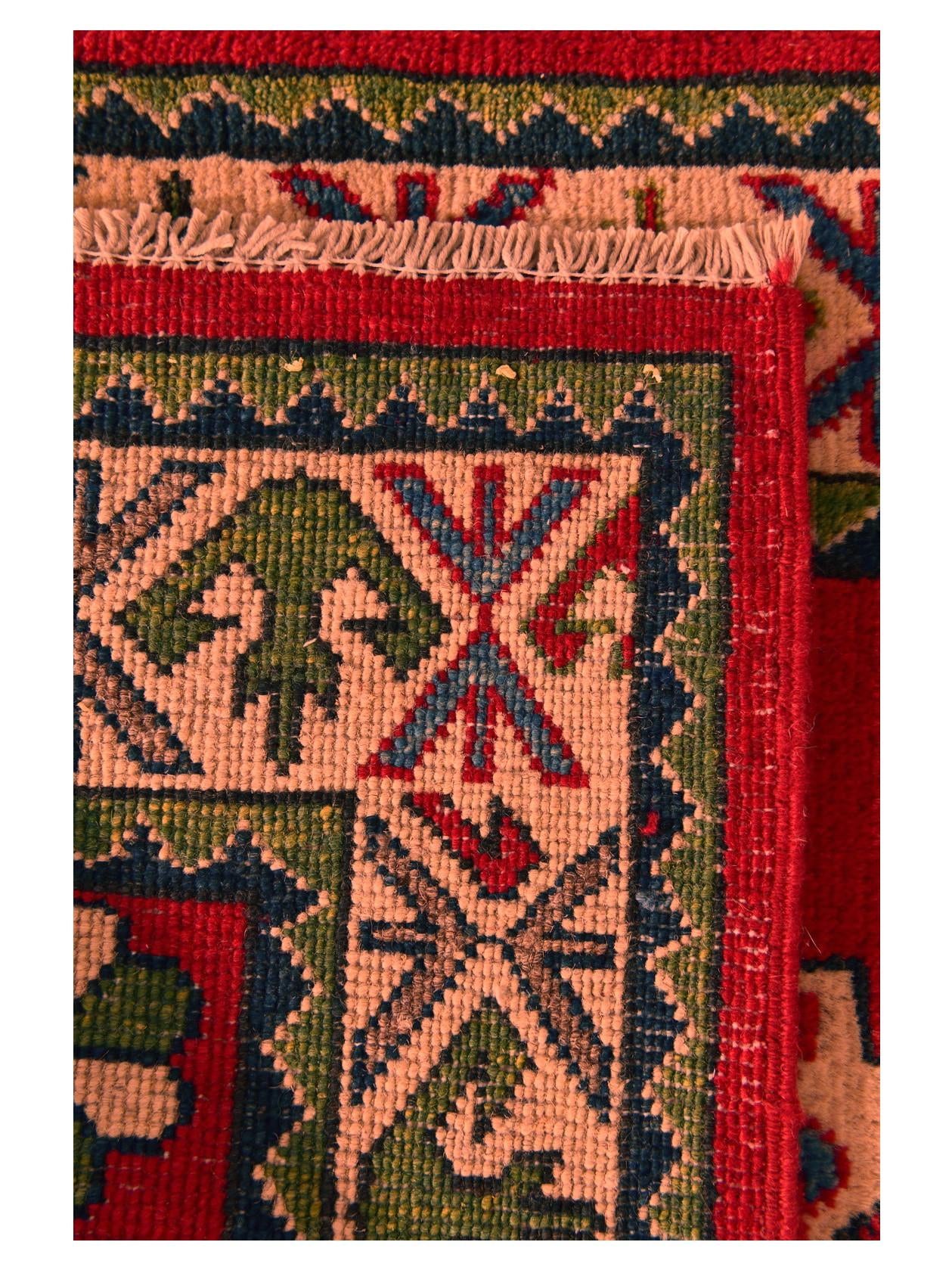 2' 6 x 4' Hand Knotted Kazak Rug