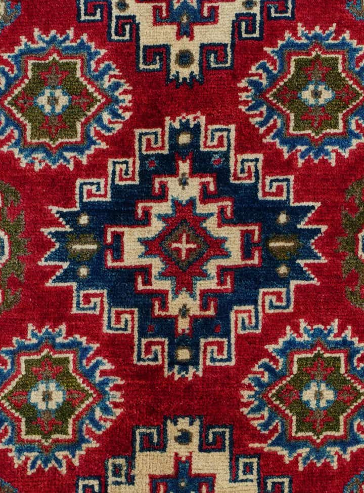 2' 7 x 3' 10 Hand Knotted Kazak Rug
