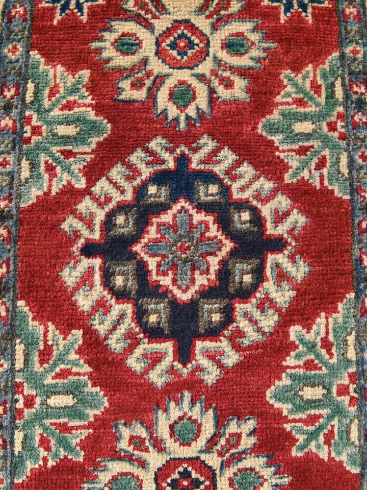 2' x 3' Hand Knotted Kazak Rug