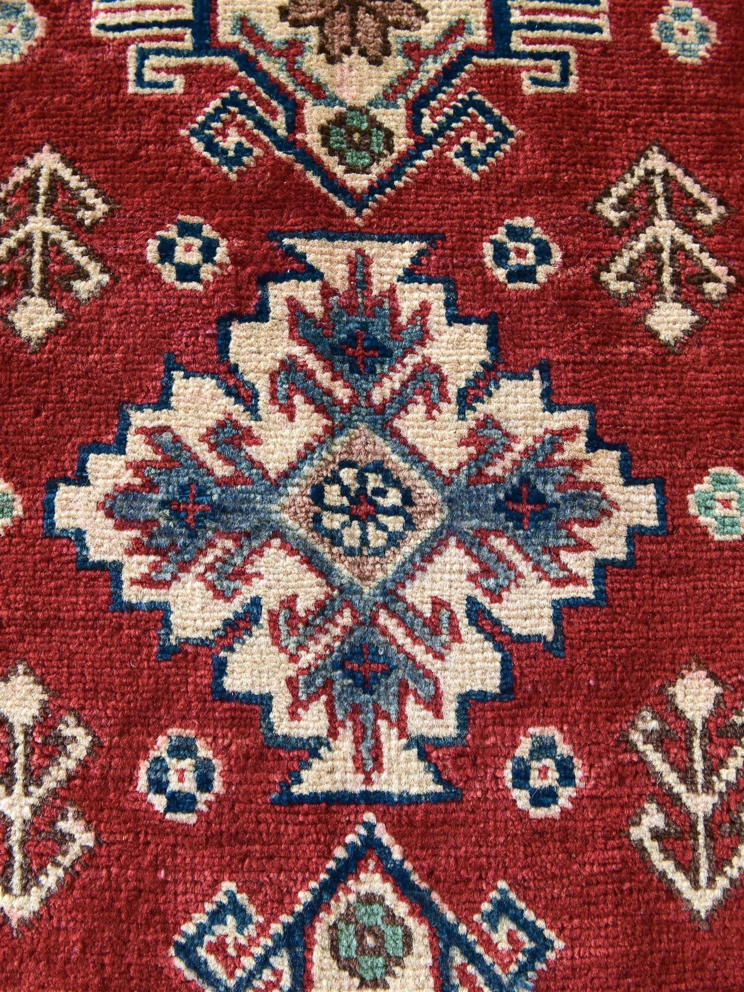 2' x 3' 1 Hand Knotted Kazak Rug