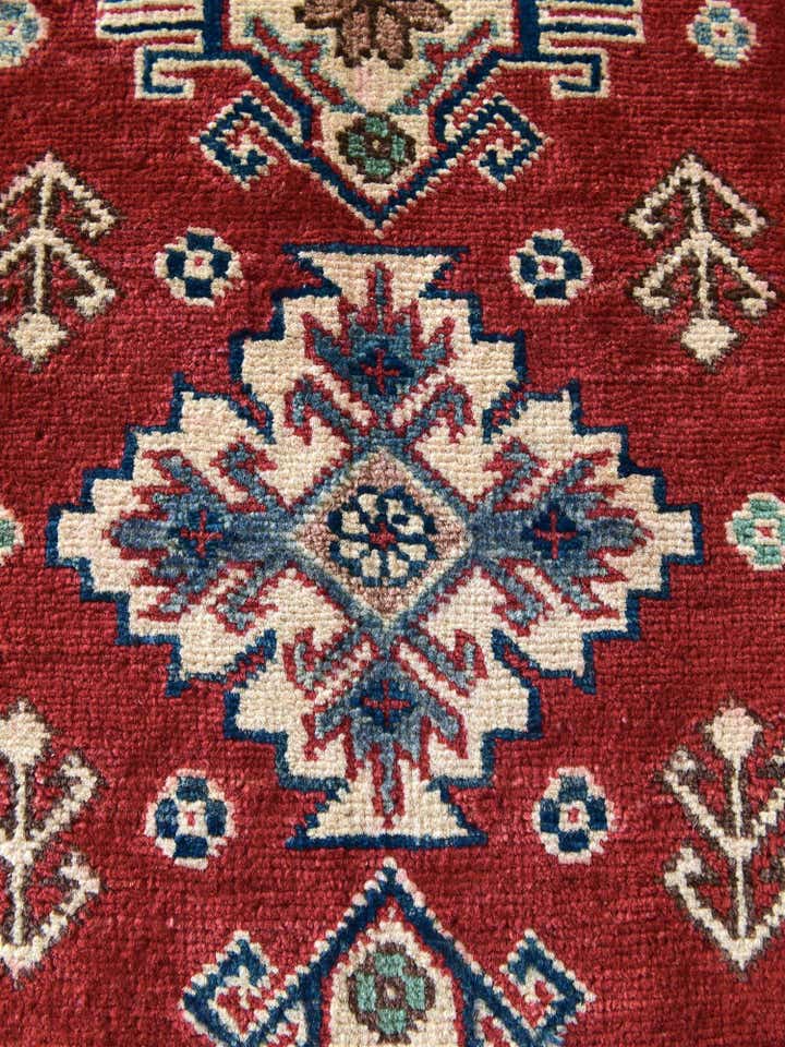 2' x 3' 1 Hand Knotted Kazak Rug