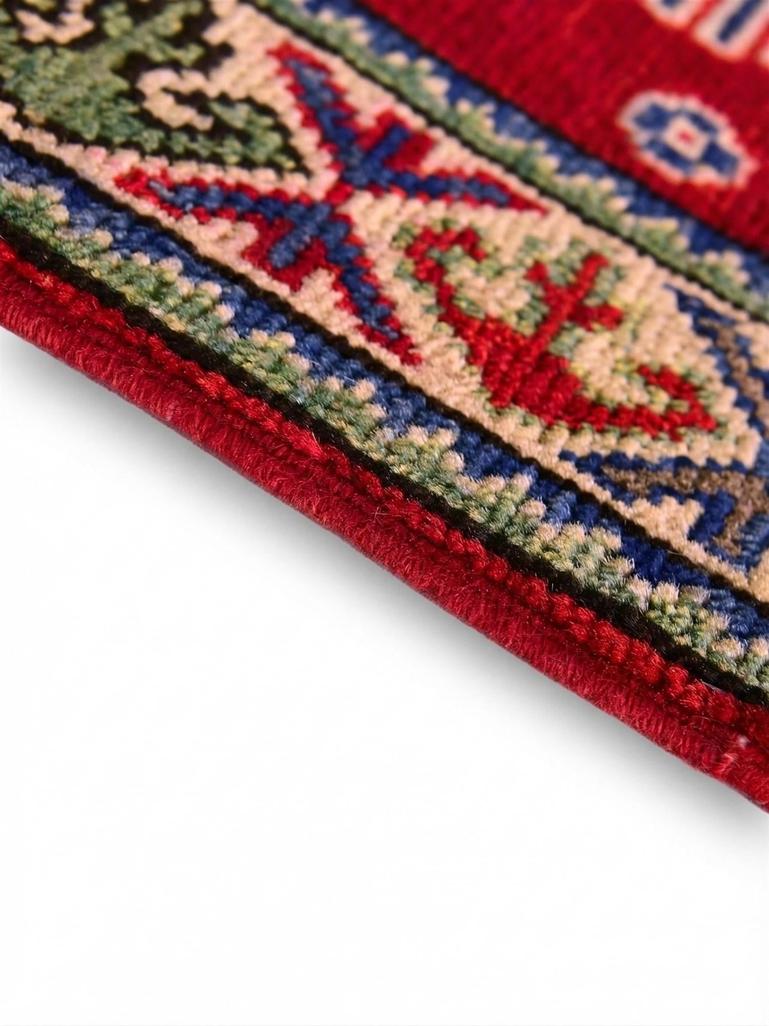2' x 3' Hand Knotted Kazak Rug