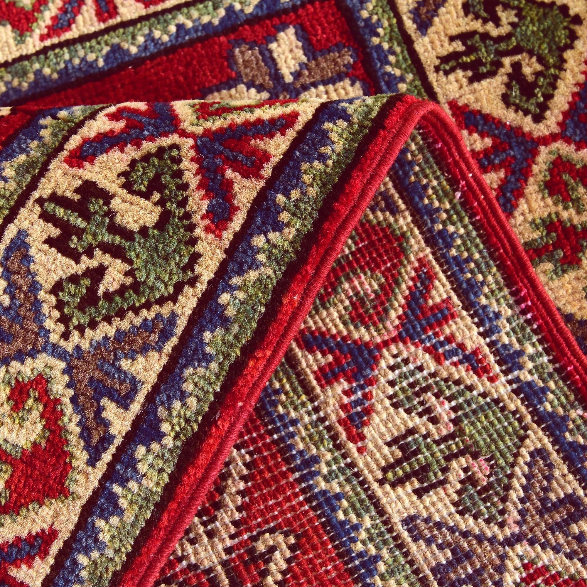 2' x 3' Hand Knotted Kazak Rug