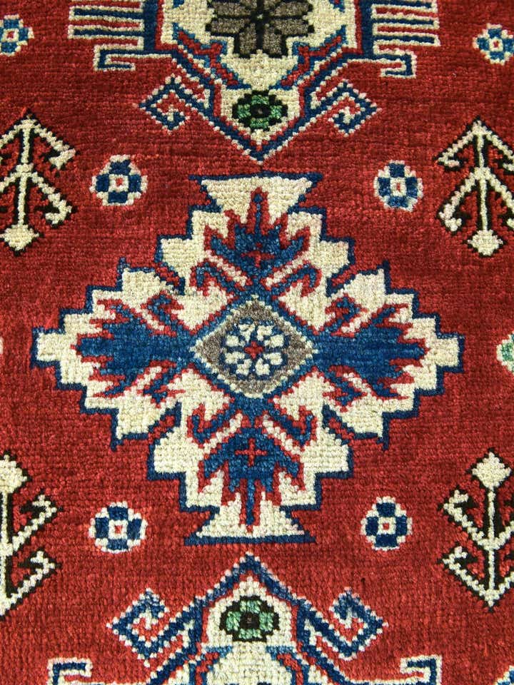 2' x 3' Hand Knotted Kazak Rug