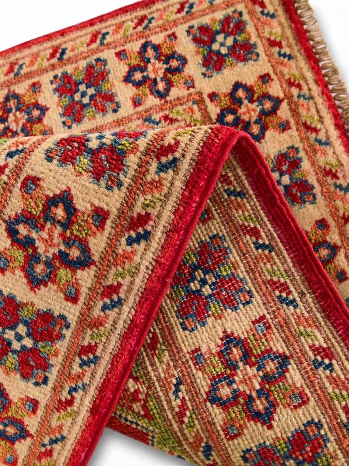 2' x 3' Hand Knotted Kazak Rug