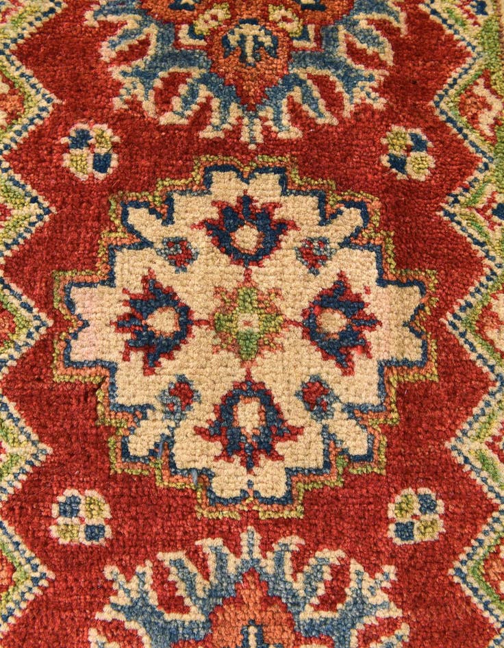 Detail image of 2' x 3' Hand Knotted Kazak Rug