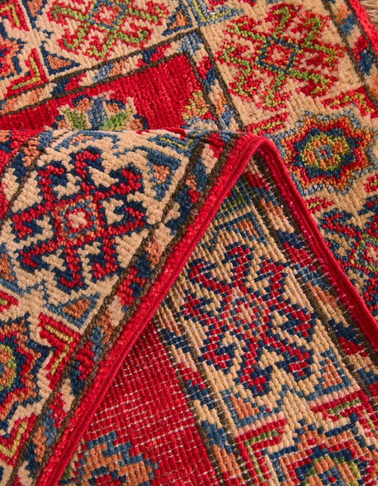 Detail image of 2' x 3' 2 Hand Knotted Kazak Rug