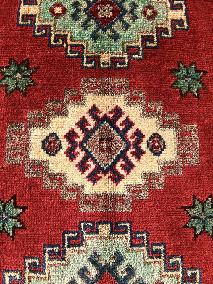 2' x 3' Hand Knotted Kazak Rug