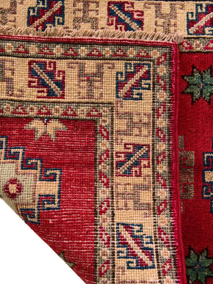 2' x 3' Hand Knotted Kazak Rug