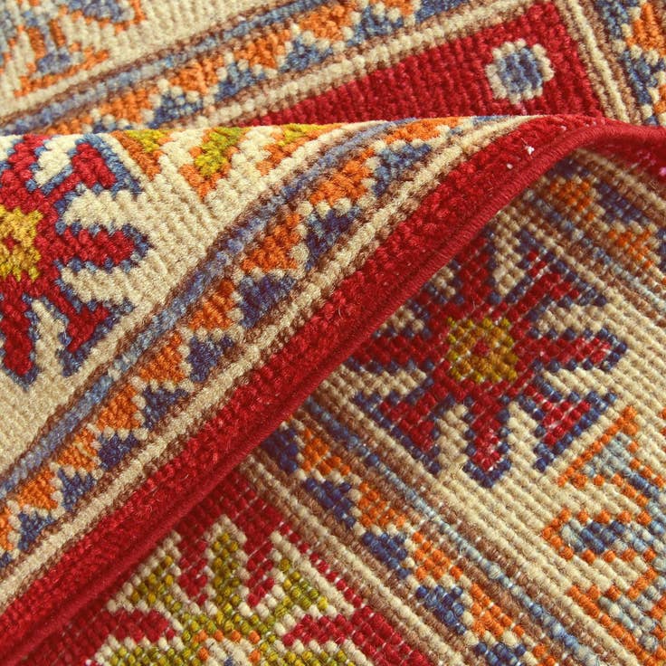 Detail image of 2' x 3' Hand Knotted Kazak Rug