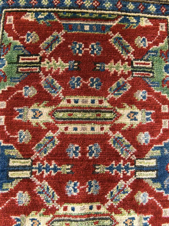 2' x 3' Hand Knotted Kazak Rug