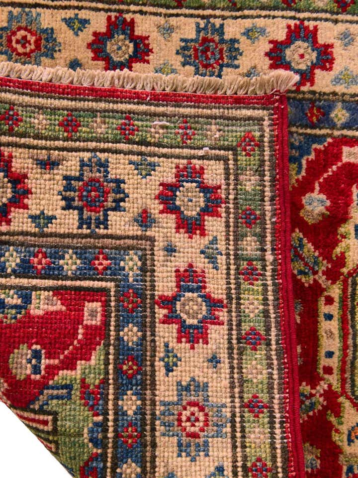 2' x 3' Hand Knotted Kazak Rug