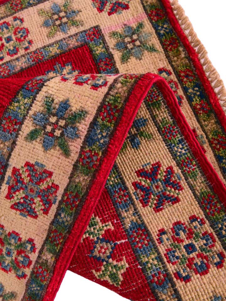 2' x 3' Hand Knotted Kazak Rug