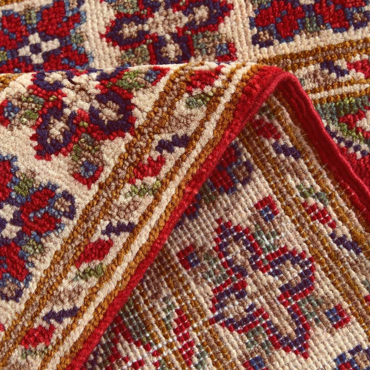 Detail image of 2' x 3' 2 Hand Knotted Kazak Rug