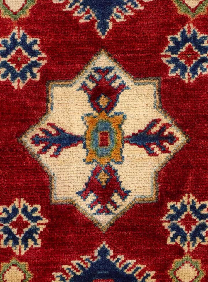 2' 8 x 4' Hand Knotted Kazak Rug