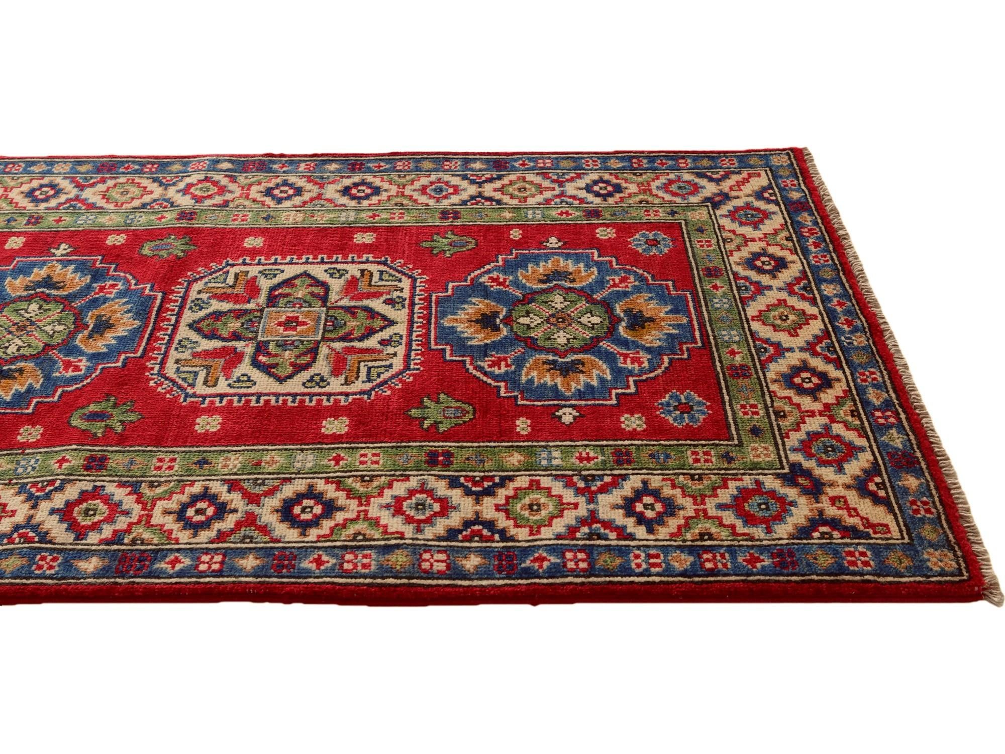 2' 8 x 4' 3 Hand Knotted Kazak Rug