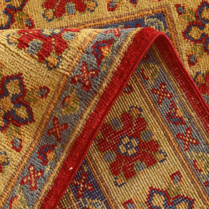 2' 8 x 4' Hand Knotted Kazak Rug