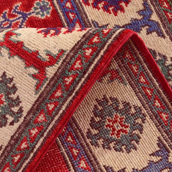 2' 10 x 4' Hand Knotted Kazak Rug
