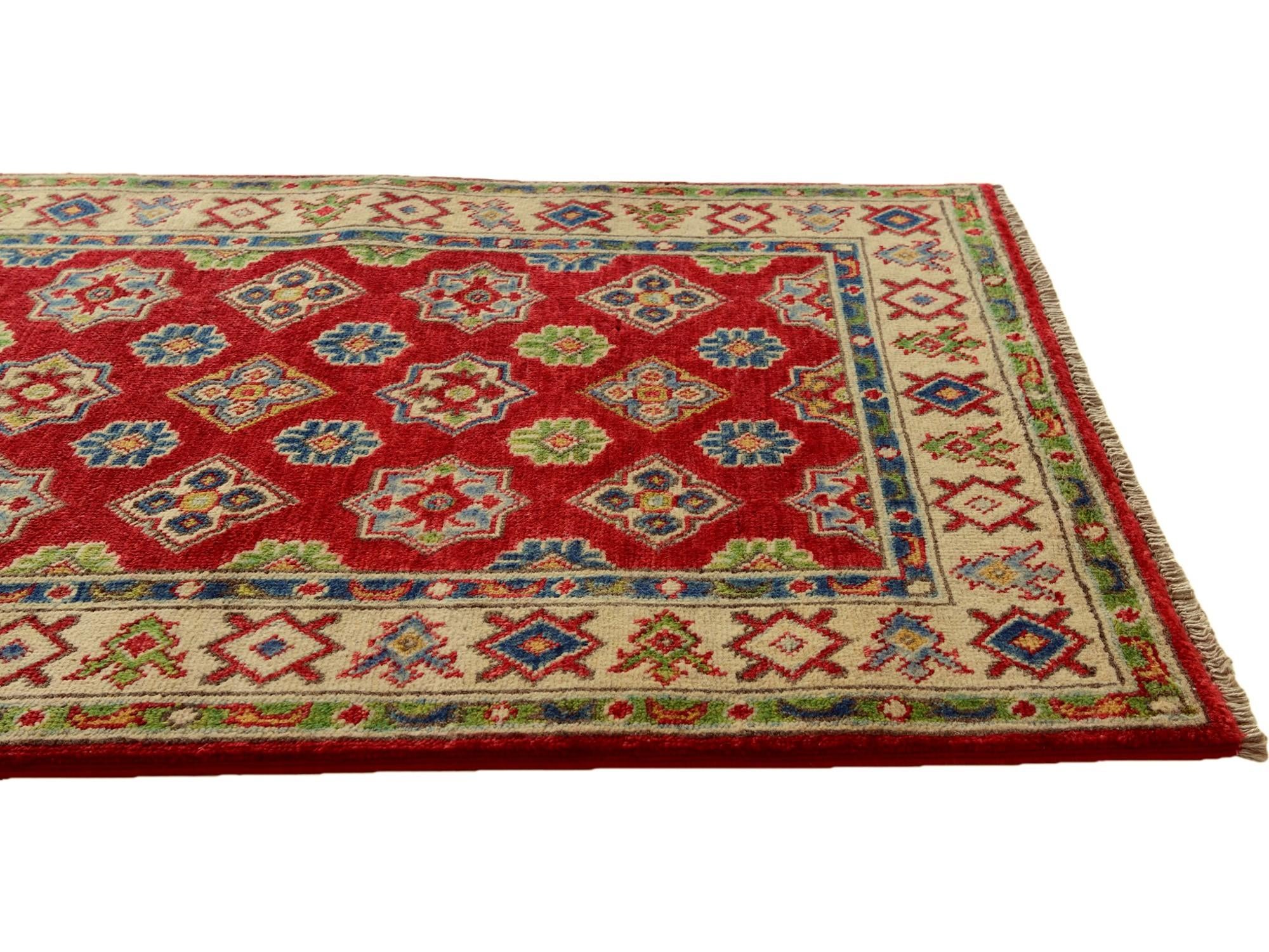 2' 8 x 4' Hand Knotted Kazak Rug