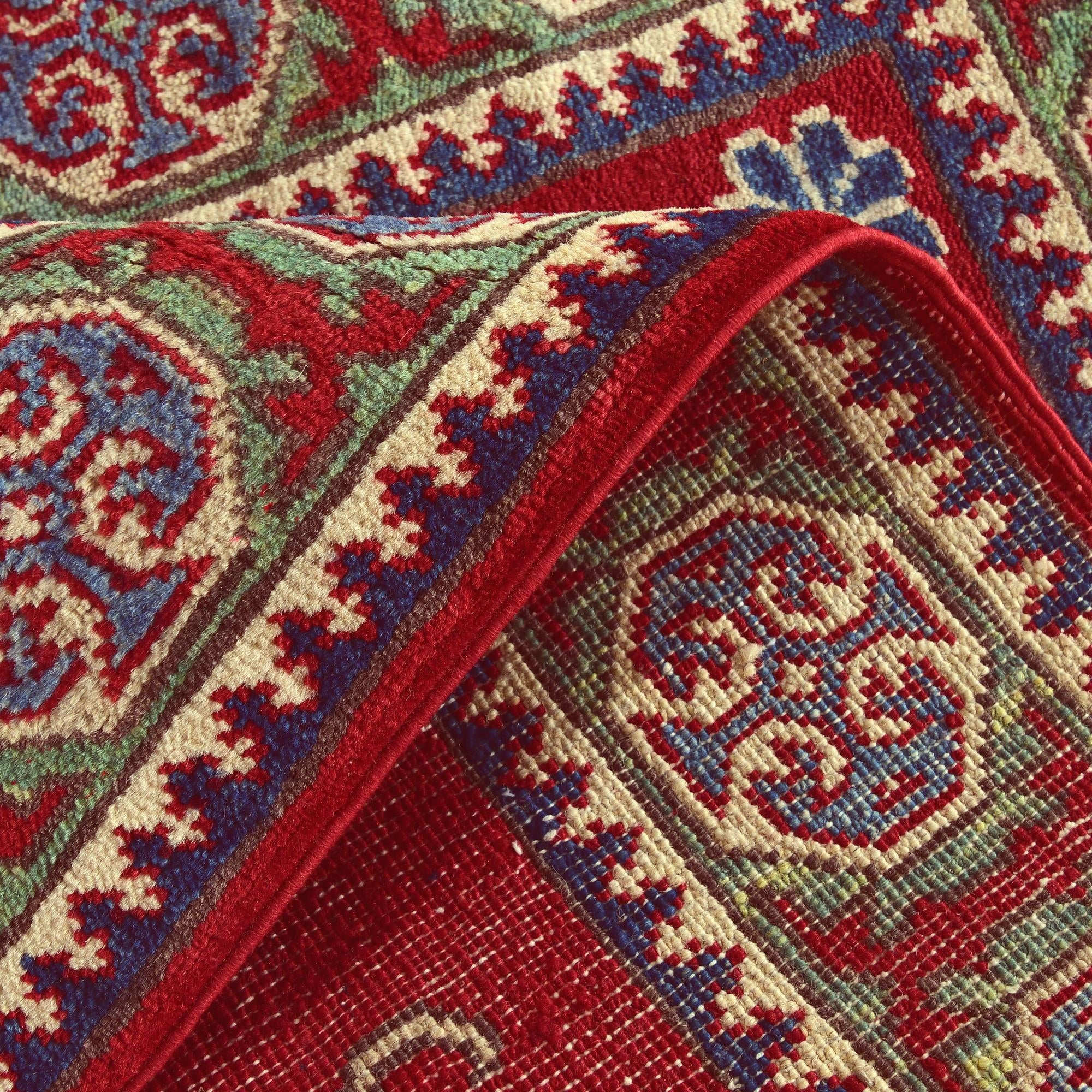 2' 7 x 4' 2 Hand Knotted Kazak Rug