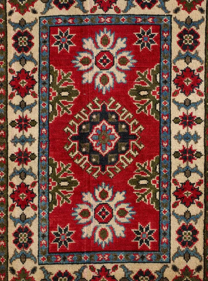 2' x 3' 1 Hand Knotted Kazak Rug