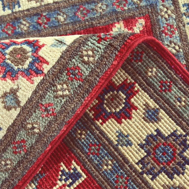 Detail image of 2' x 3' Hand Knotted Kazak Rug