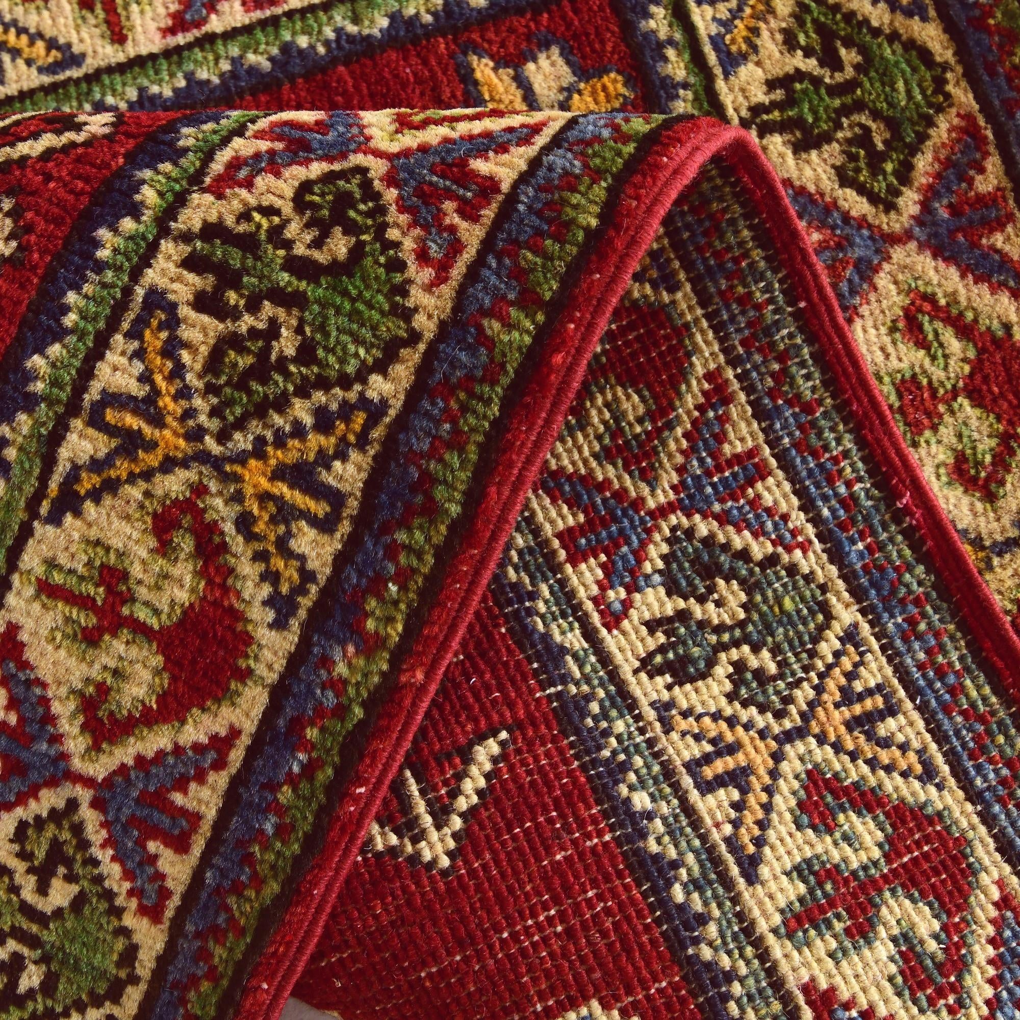 2' x 3' 1 Hand Knotted Kazak Rug