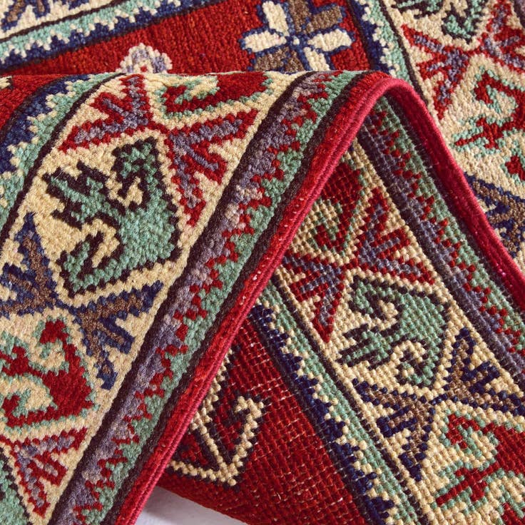 Detail image of 2' x 3' Hand Knotted Kazak Rug
