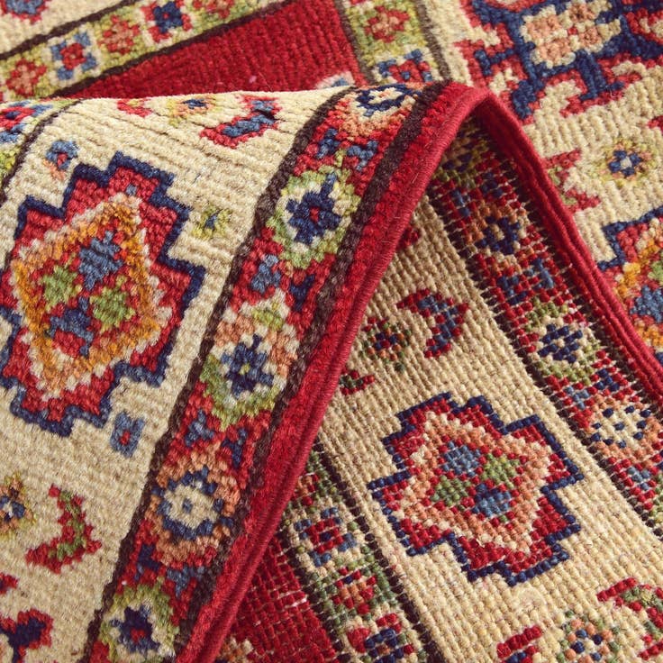 Detail image of 2' x 3' 2 Hand Knotted Kazak Rug
