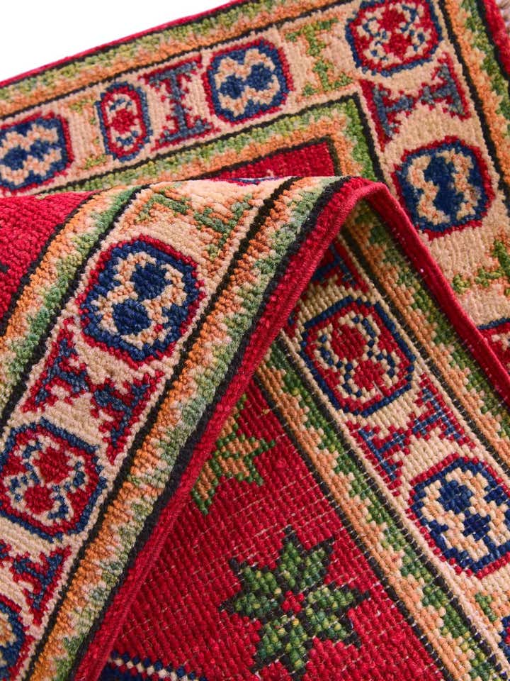 2' x 3' Hand Knotted Kazak Rug