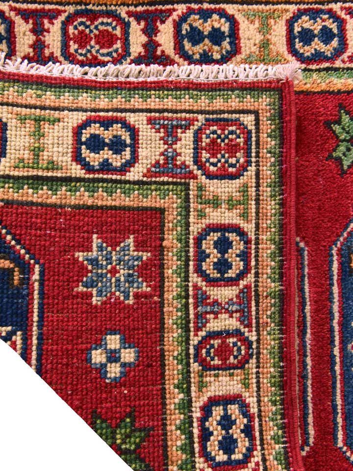 2' x 3' Hand Knotted Kazak Rug