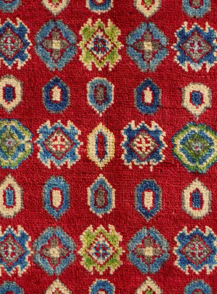 Detail image of 2' 1 x 3' Hand Knotted Kazak Rug