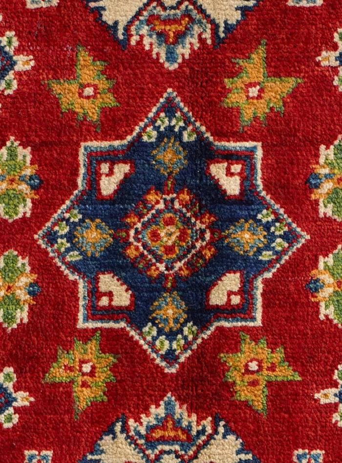 Detail image of 2' x 3' 1 Hand Knotted Kazak Rug
