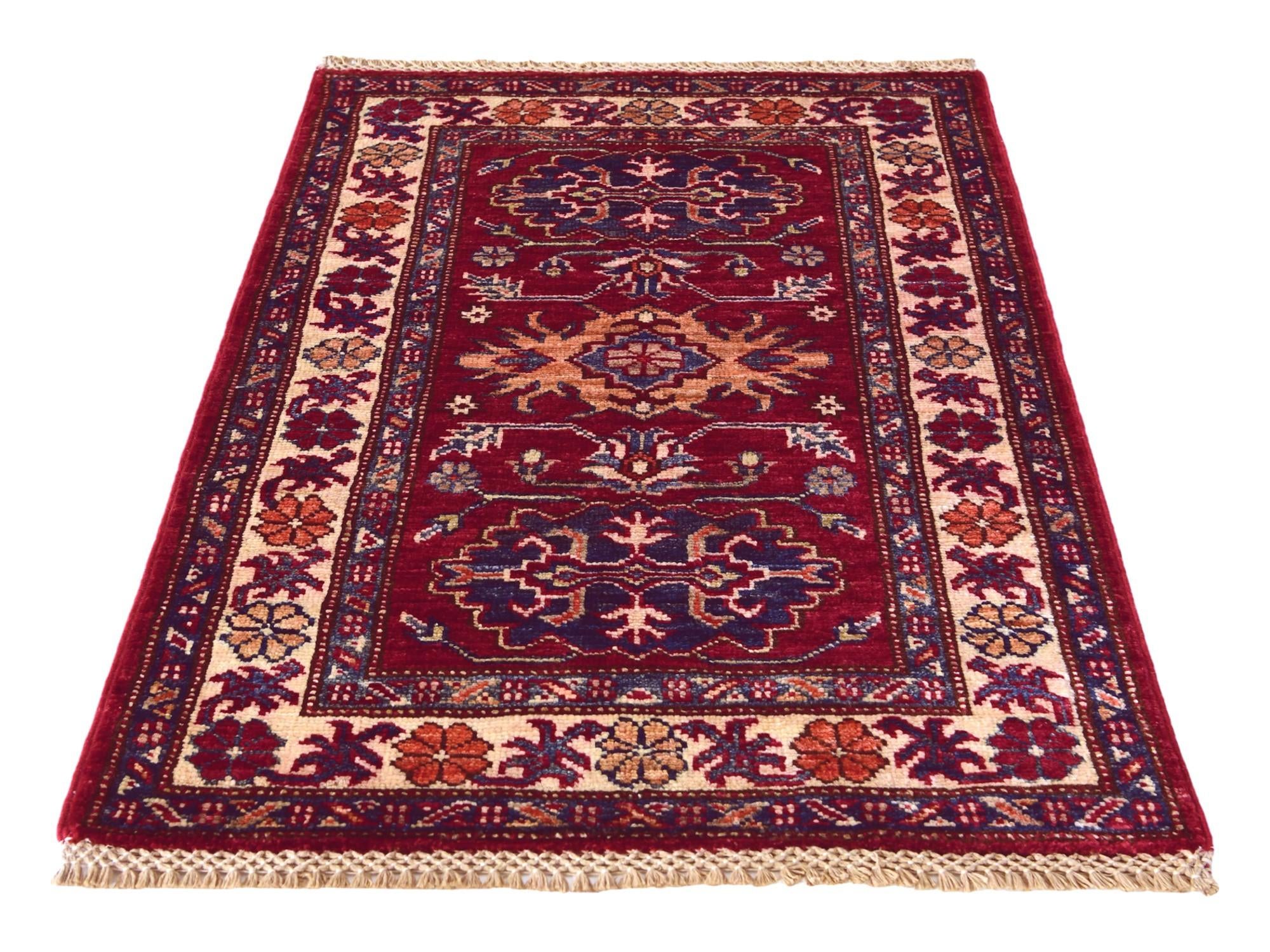 2' x 3' 1 Hand Knotted Kazak Rug