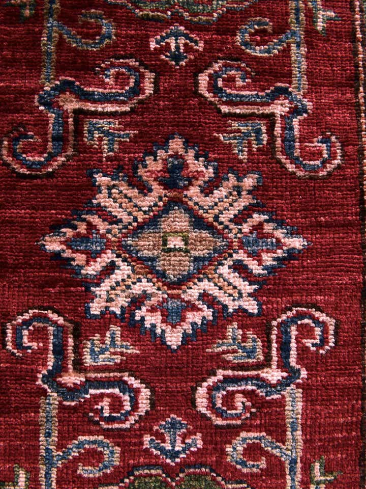2' x 3' Hand Knotted Kazak Rug