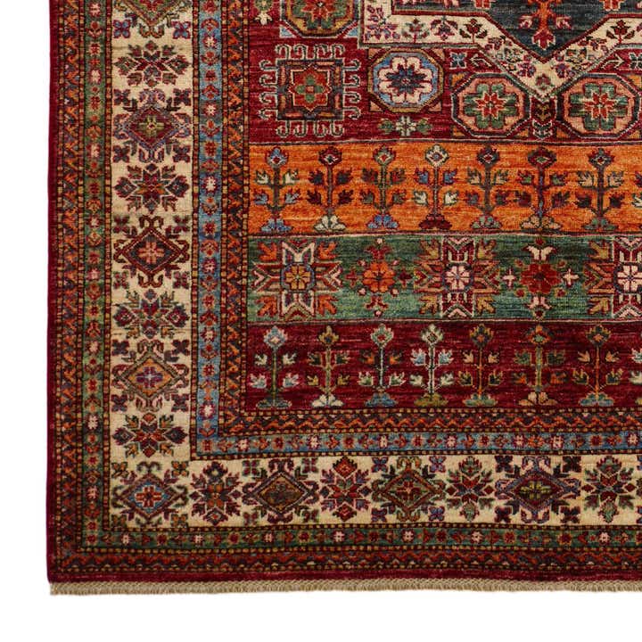 5' 7 x 7' 9 Hand Knotted Kazak Rug
