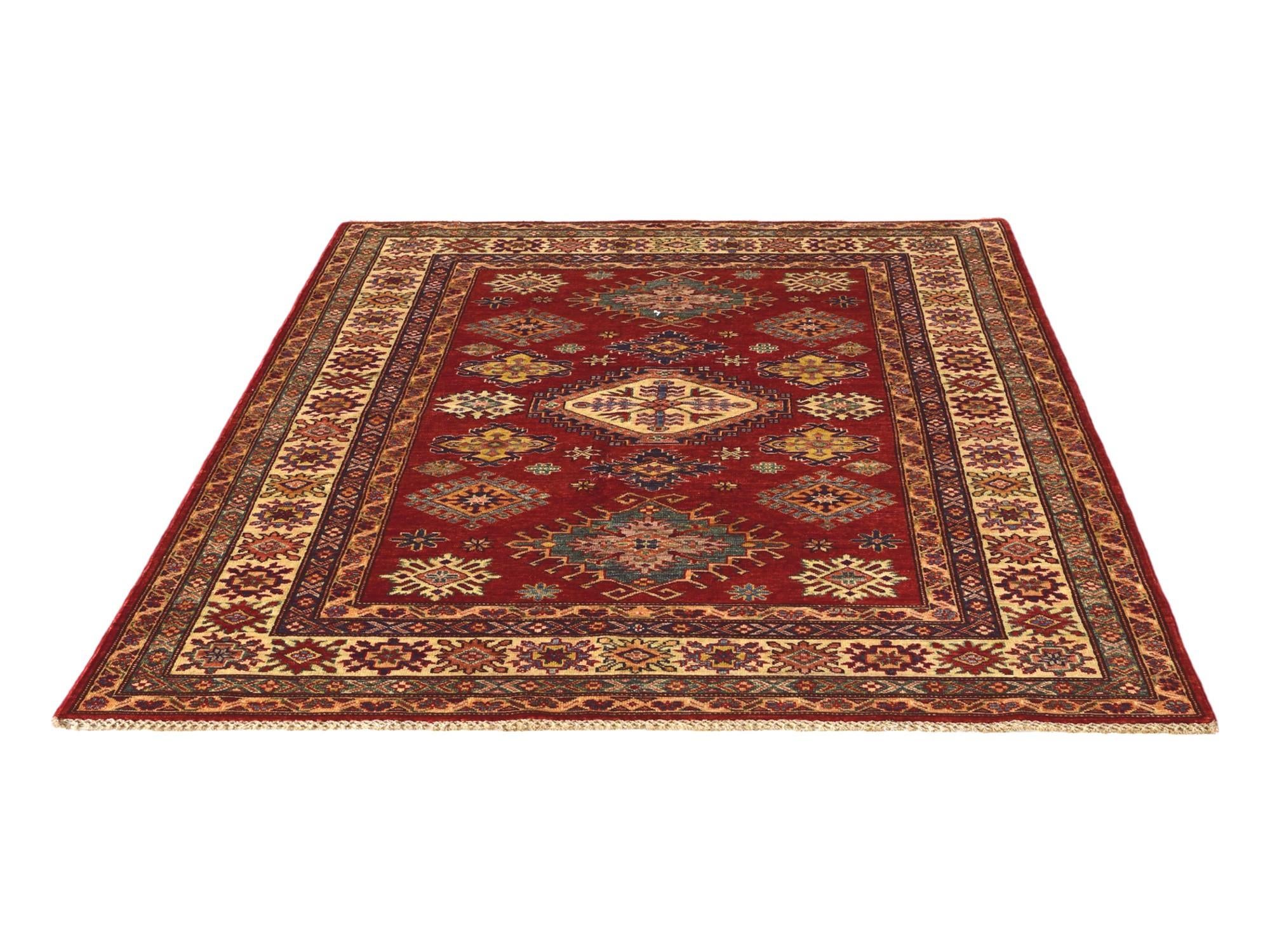4' 11 x 6' 8 Hand Knotted Kazak Rug