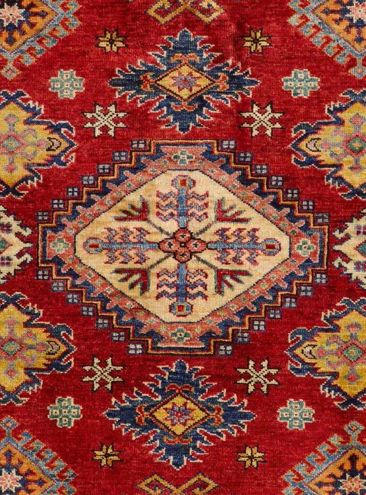 4' 11 x 6' 8 Hand Knotted Kazak Rug