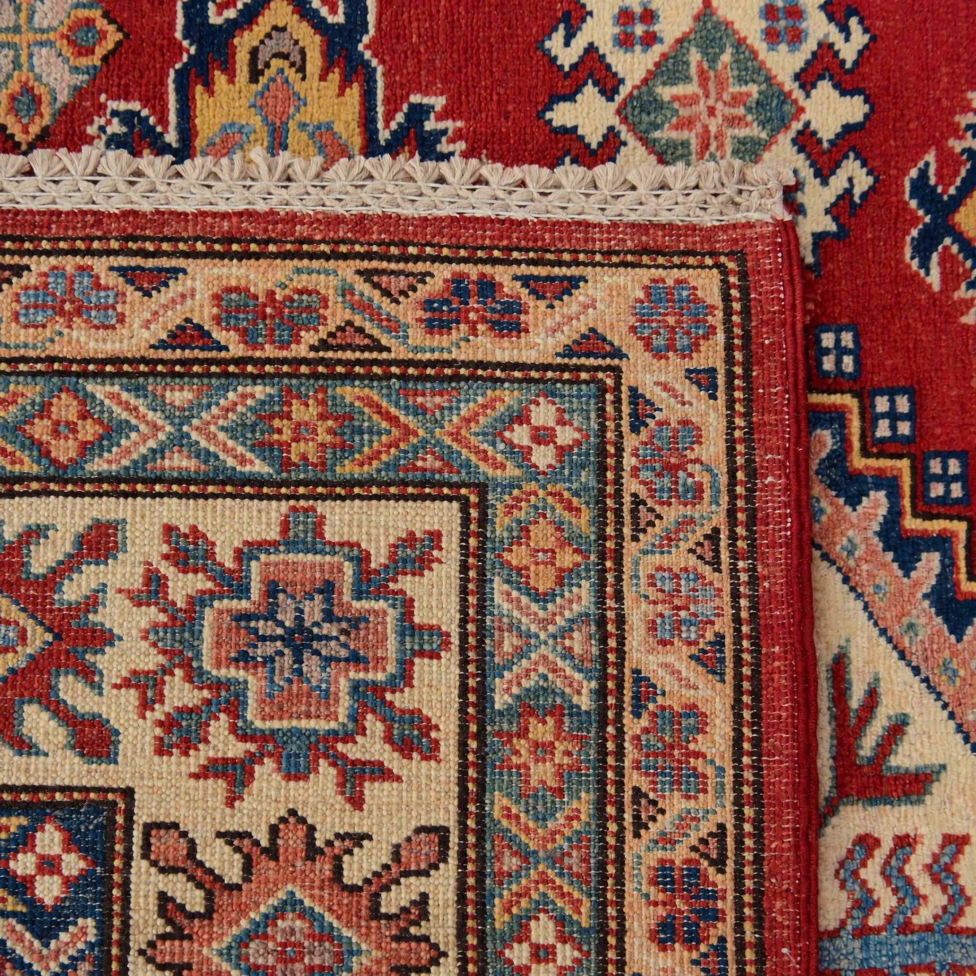 150cm x 200cm Hand Knotted Kazak Rug