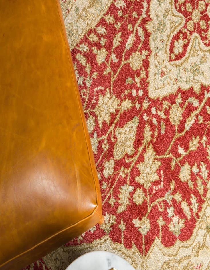 Detail image of 10' 6 x 16' 5 Kensington Rug