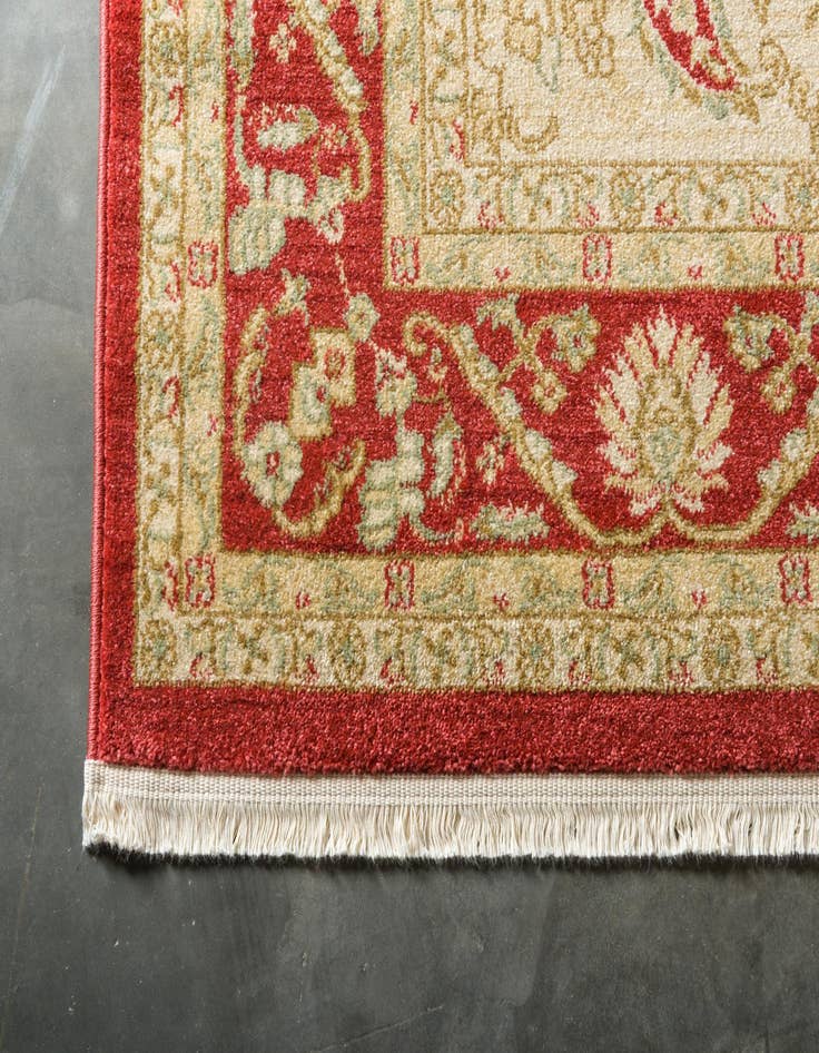 Detail image of 10' 6 x 16' 5 Kensington Rug