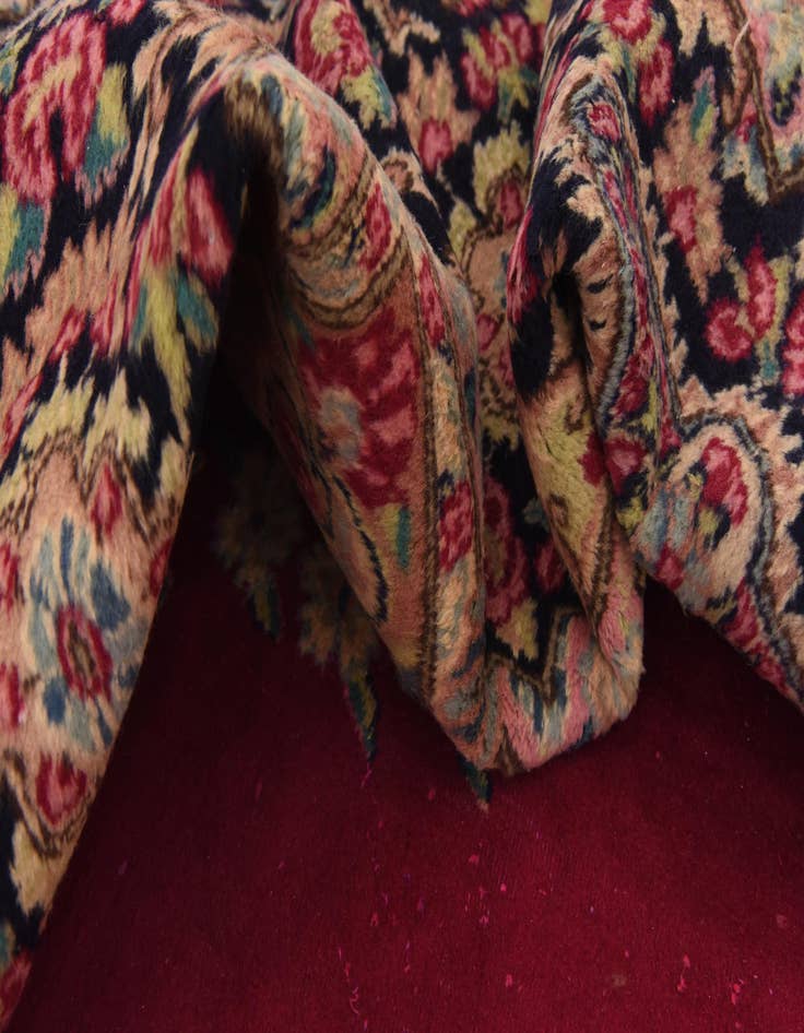 Detail image of 9' 8 x 12' 10  Hand Knotted Kerman Persian Wool Rug